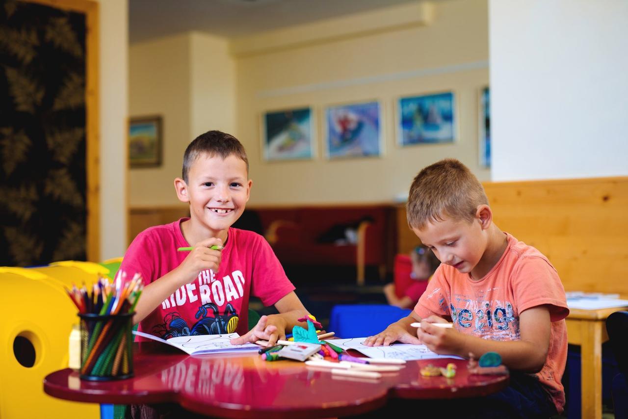 Hotel Planja Зрече Экстерьер фото